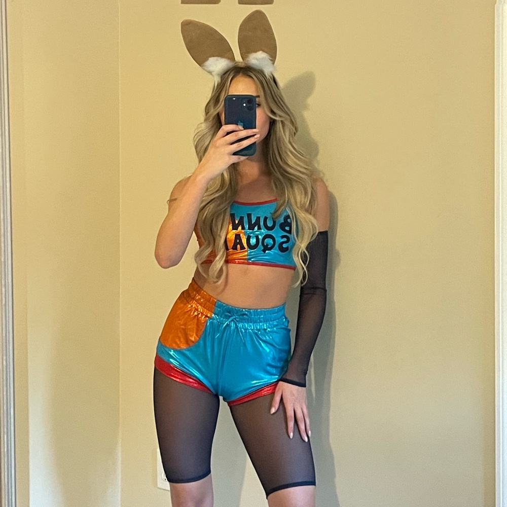 Basketball Hoop Bunny Costume